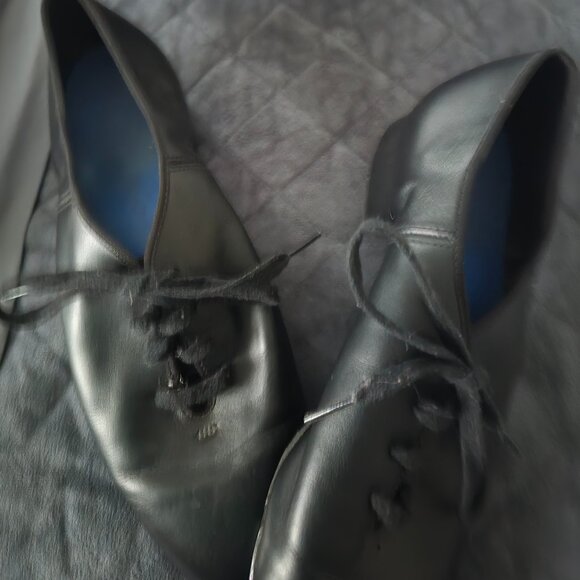 Like new Capezio Tele Tone Tap shoes - Picture 2 of 3